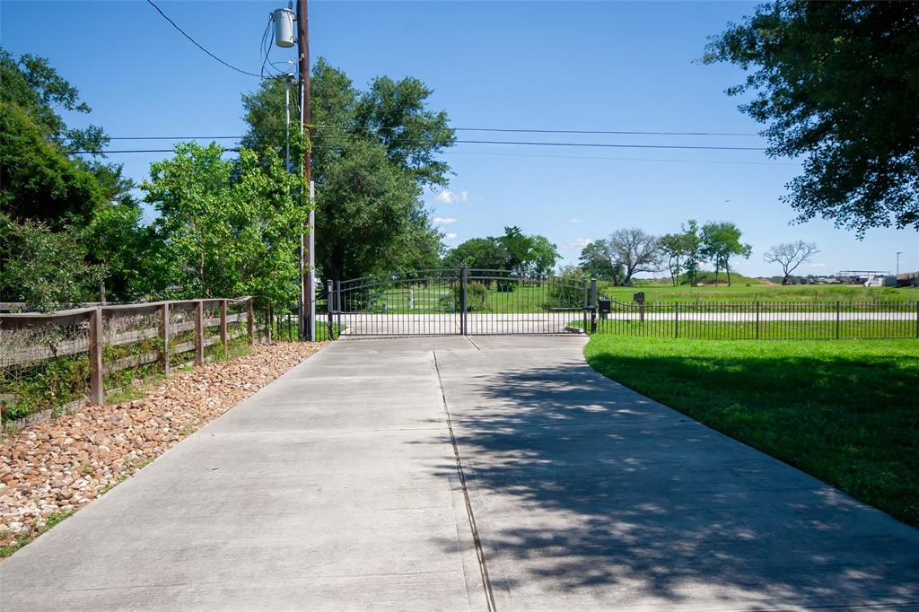 16717 Grant Road, Cypress, Texas image 23