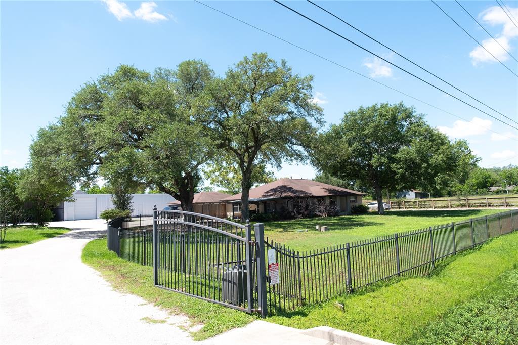 16717 Grant Road, Cypress, Texas image 9