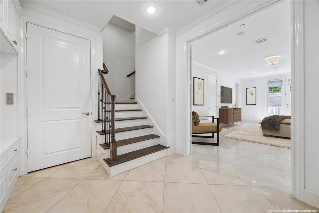4725 Oakshire Drive, Houston, Texas image 4