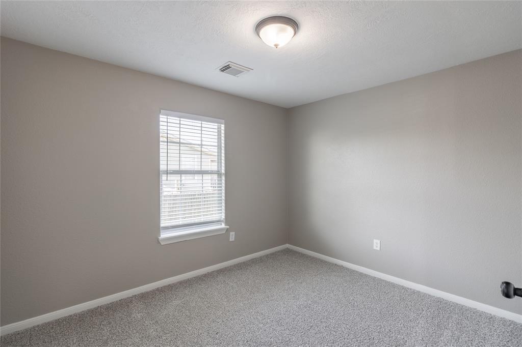725 10th Street, Dickinson, Texas image 15