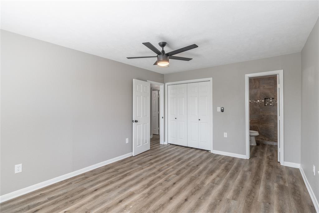 725 10th Street, Dickinson, Texas image 20