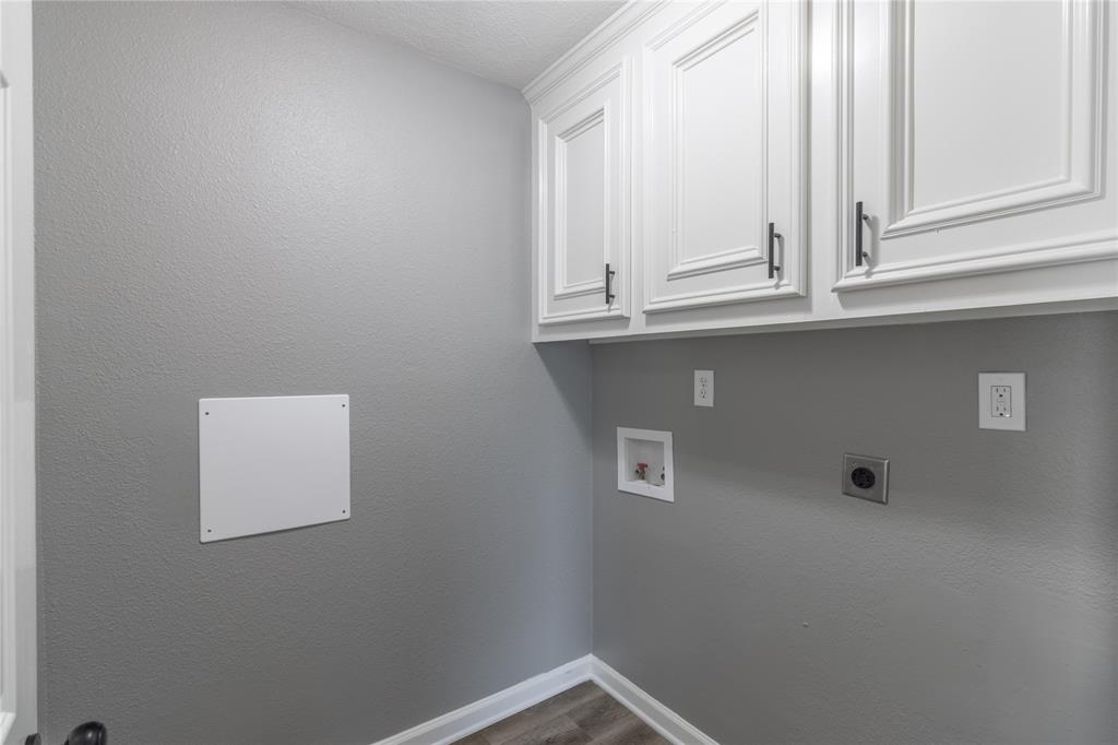 725 10th Street, Dickinson, Texas image 16