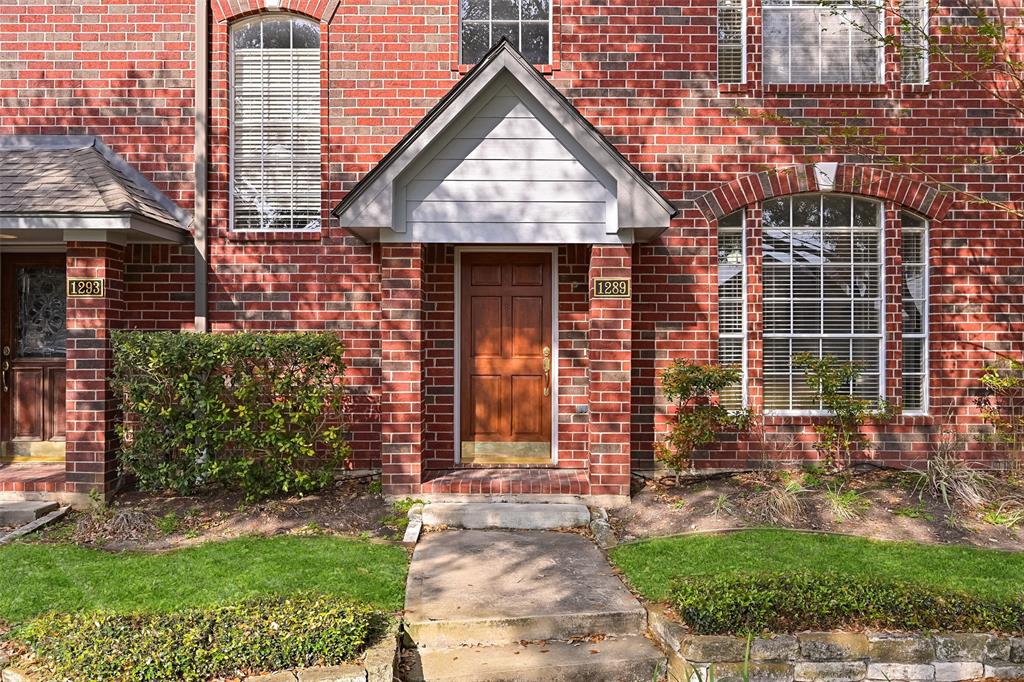 1289 El Camino Village Drive, Webster, Texas image 3