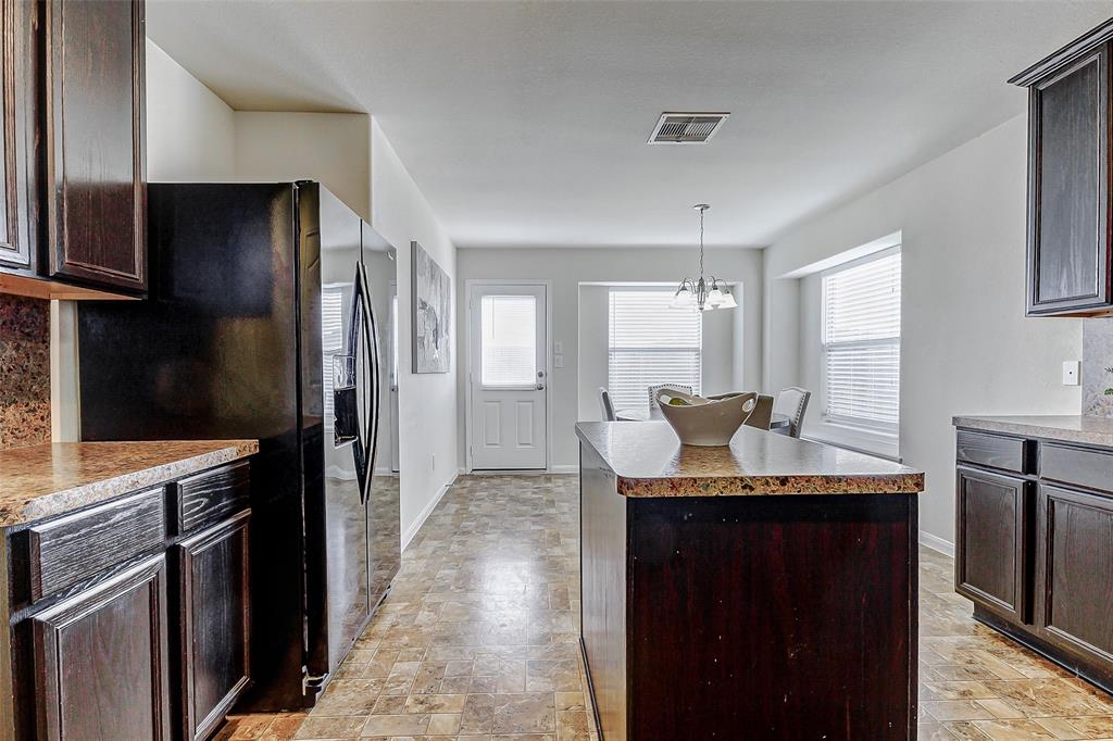 2602 Seahorse Bend Drive, Katy, Texas image 19