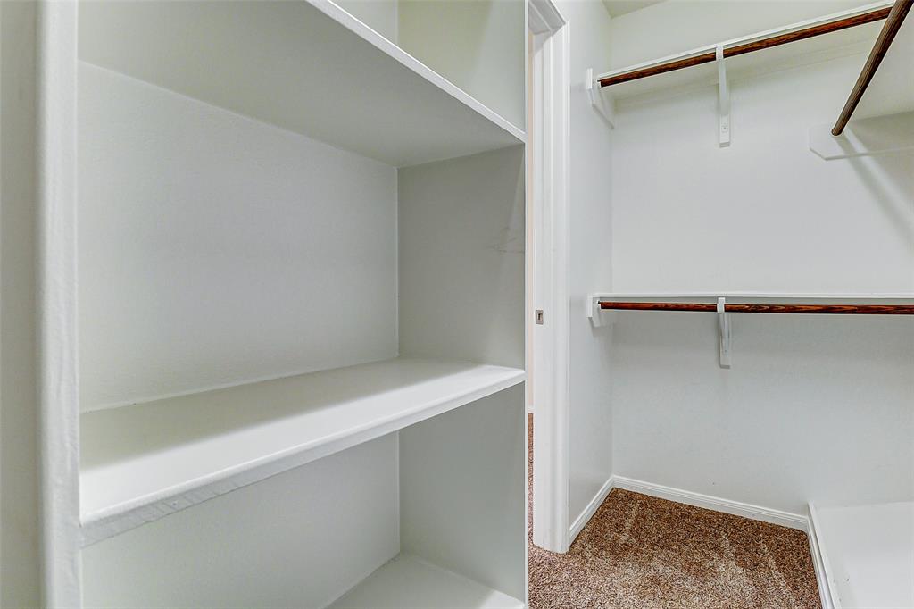 2602 Seahorse Bend Drive, Katy, Texas image 31