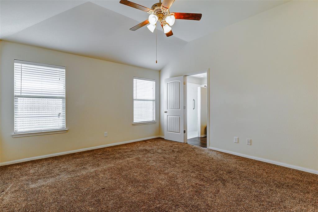 2602 Seahorse Bend Drive, Katy, Texas image 24
