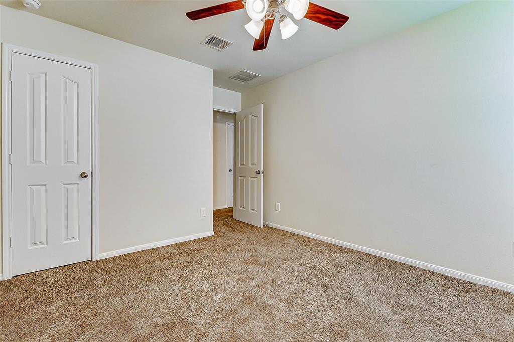 2602 Seahorse Bend Drive, Katy, Texas image 38