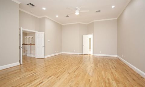 Single Family Residence in Bellaire TX 536 3rd Street 34.jpg