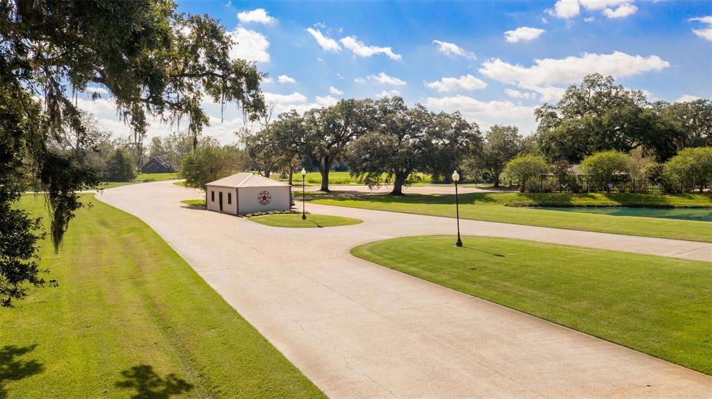 556 Mill Road, Angleton, Texas image 6