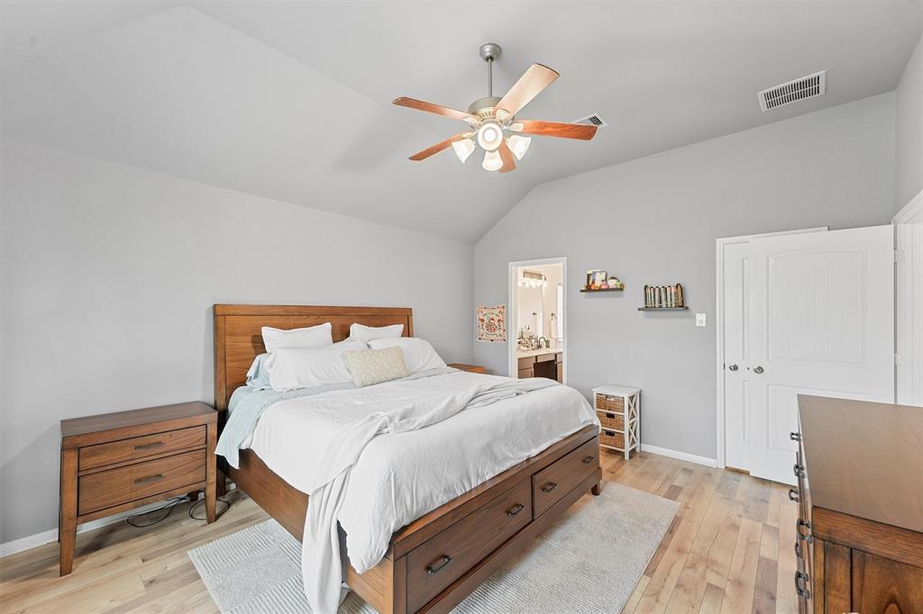 5202 Gulf Stream Lane, Bacliff, Texas image 13