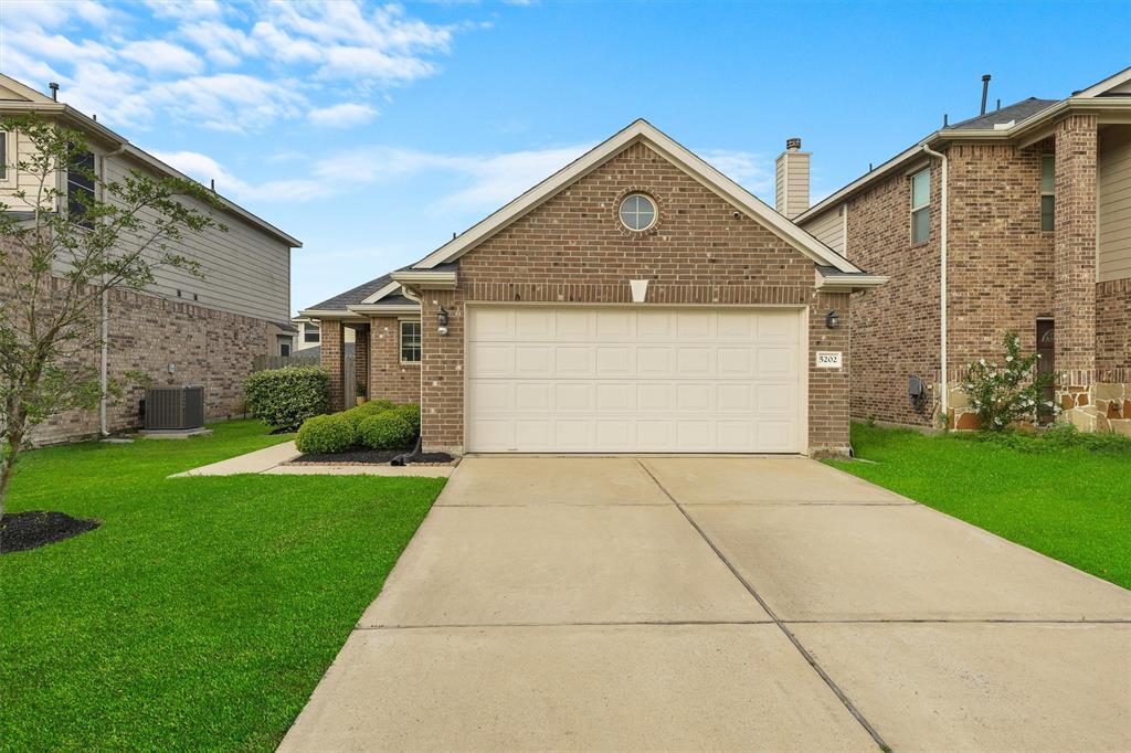 5202 Gulf Stream Lane