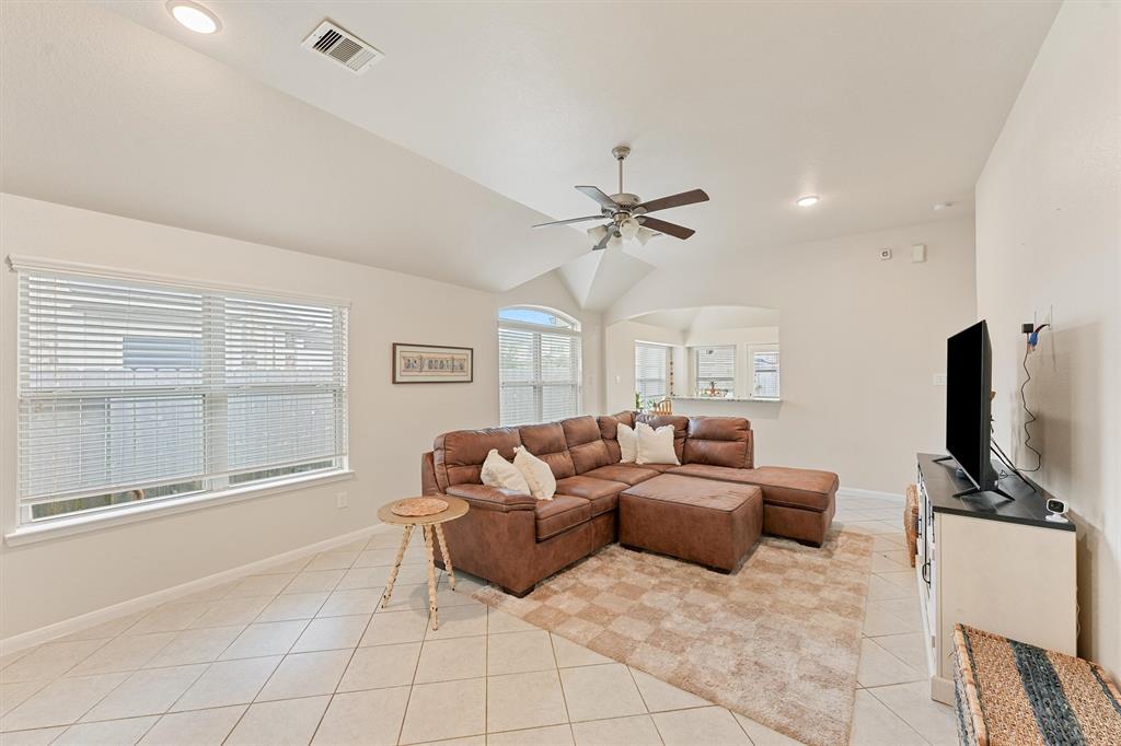 5202 Gulf Stream Lane
