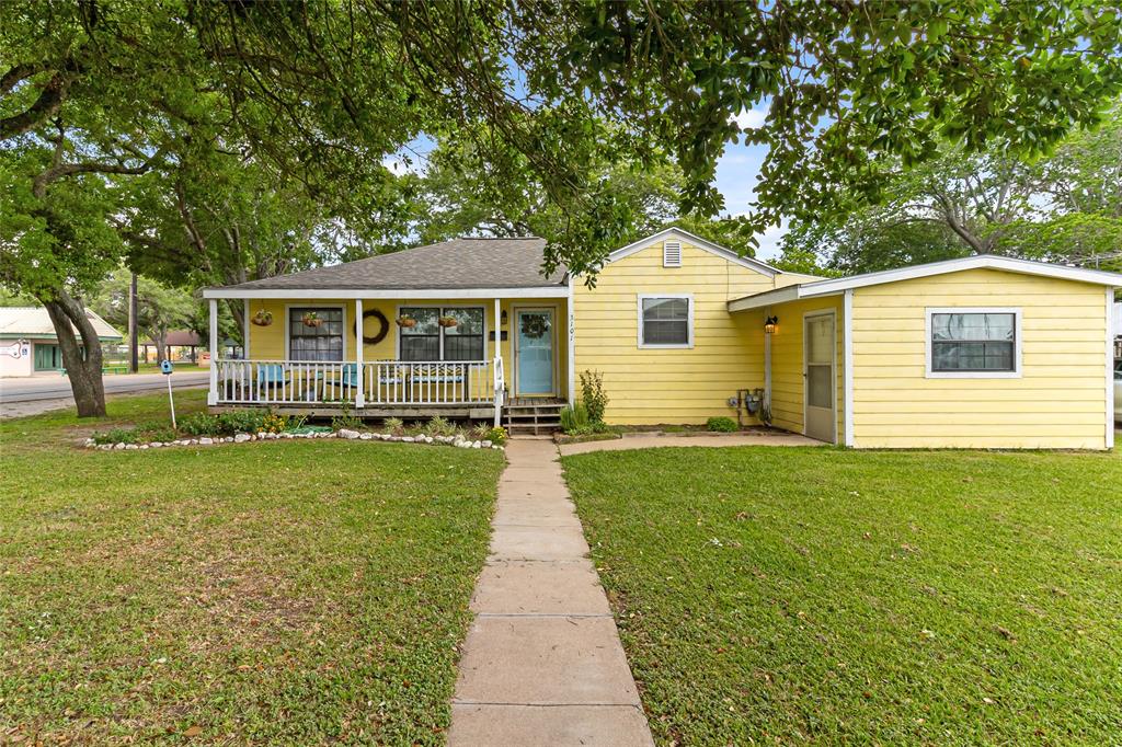 3101 8th Street, Bay City, Texas image 1