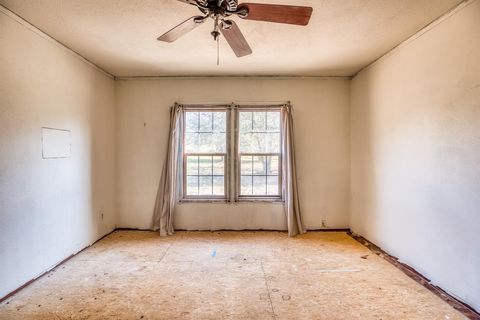 A home in Round Top