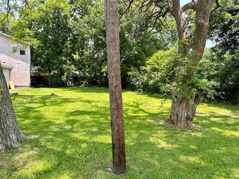 8 S Bell Drive, Texas City, TX 77591 - #: 6149466
