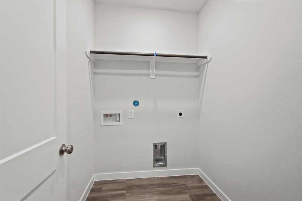 209 Bronzewood Terrace Court, Conroe, Texas image 16