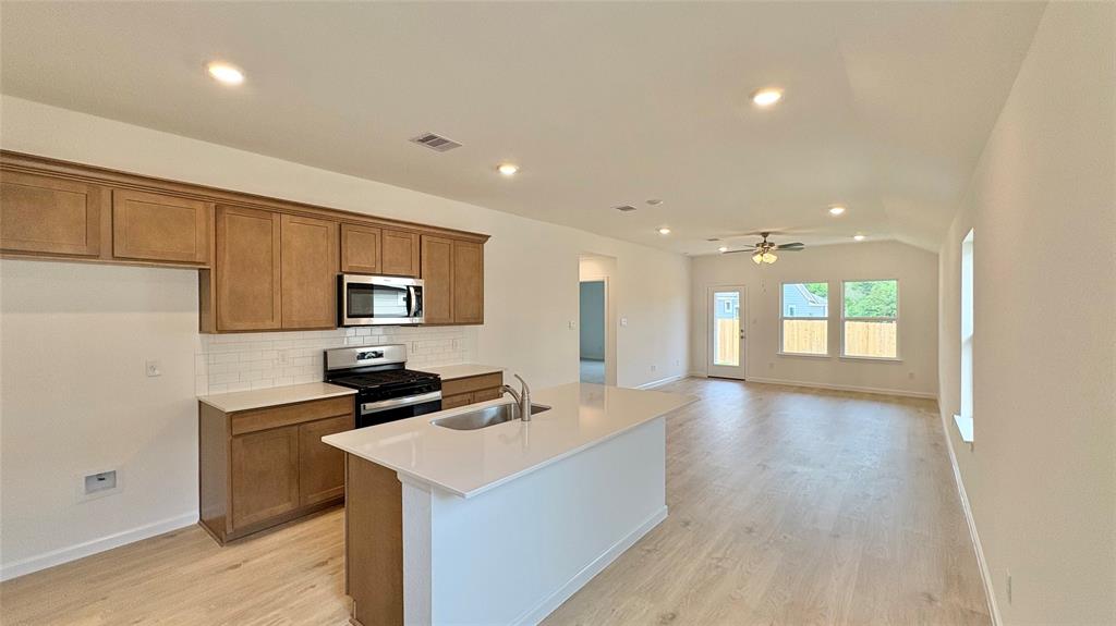 914 Coffee Mill Lane, College Station, Texas image 2