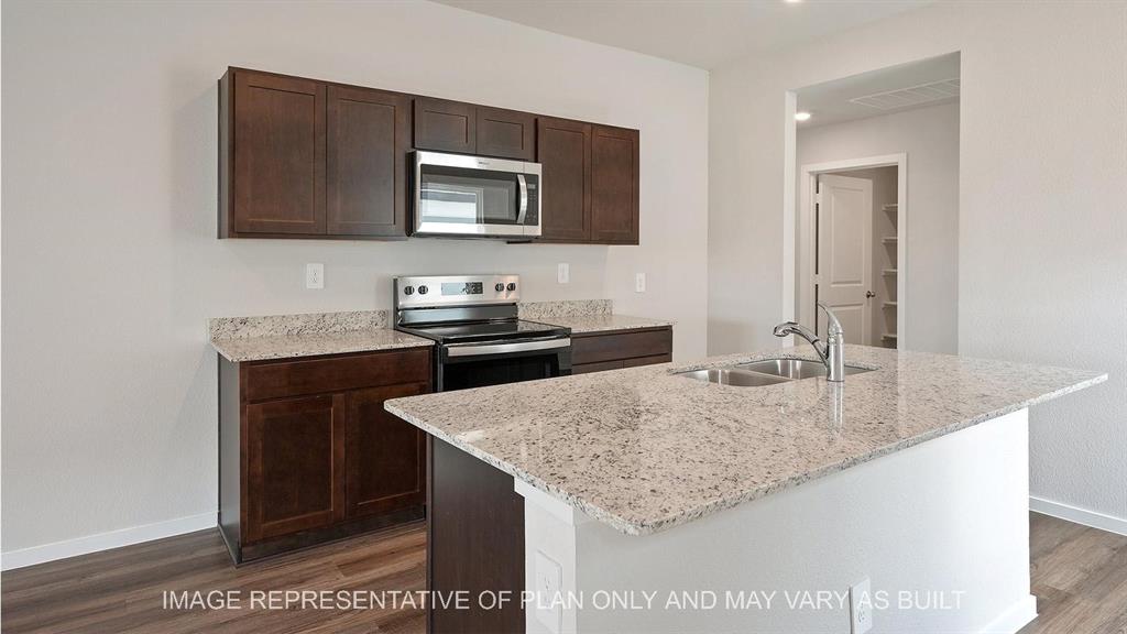 914 Coffee Mill Lane, College Station, Texas image 4