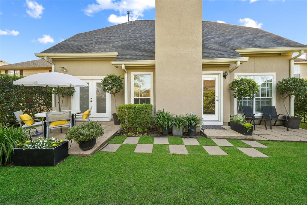 8215 Vaulted Pine Drive, Humble, Texas image 5