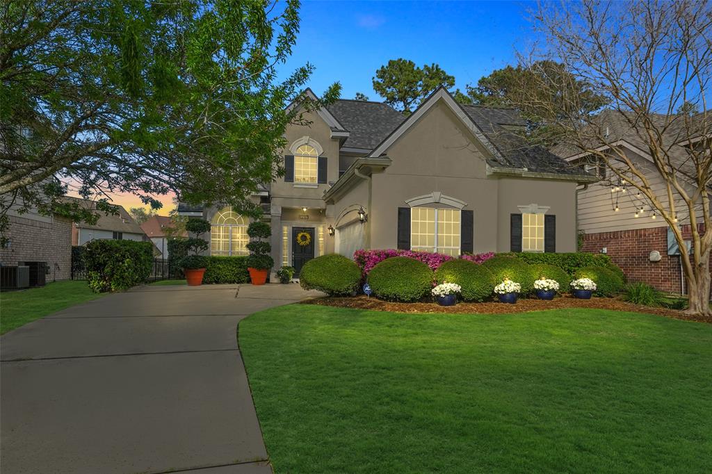 8215 Vaulted Pine Drive, Humble, Texas image 3