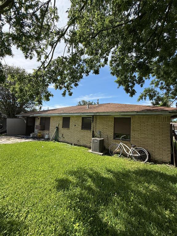 3025 15th Avenue, Texas City, Texas image 4