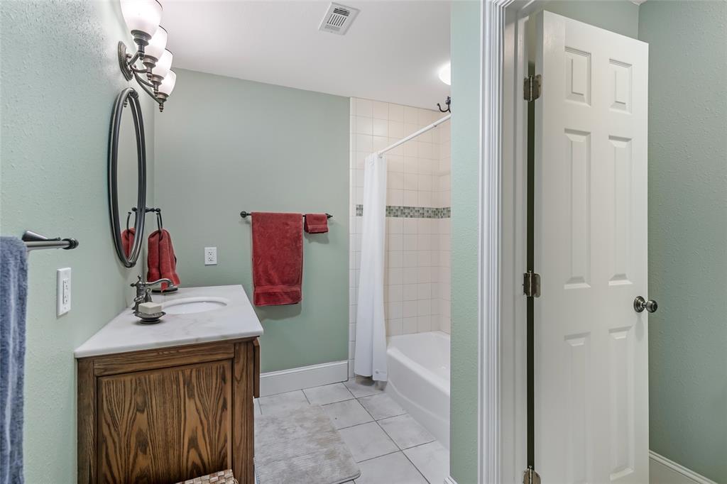 14422 Dustin Lane, Crosby, Texas image 31