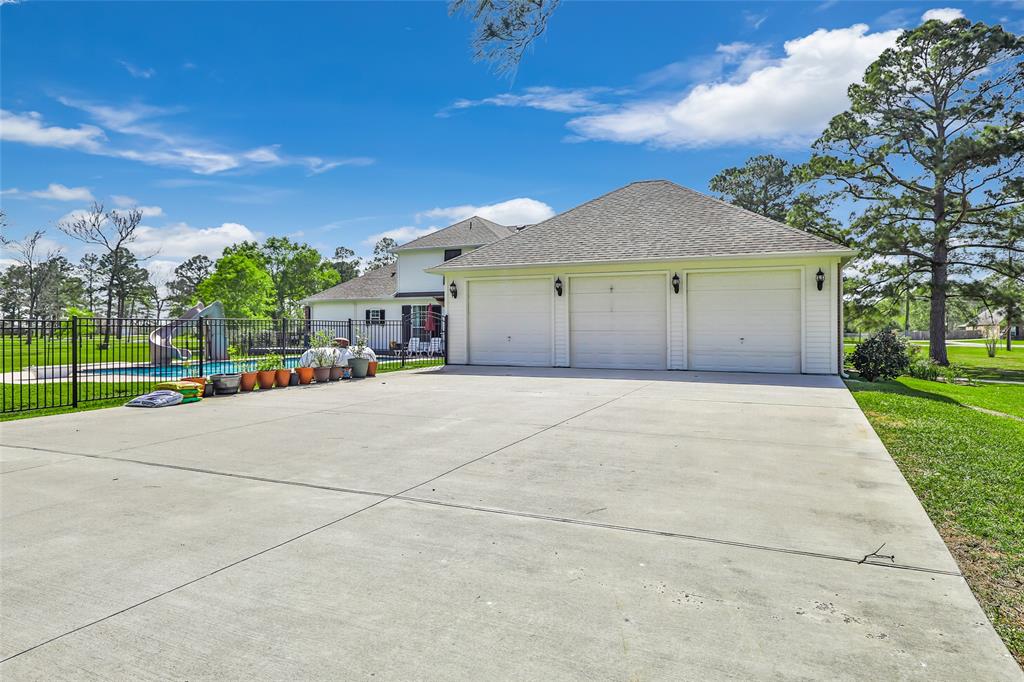 14422 Dustin Lane, Crosby, Texas image 38