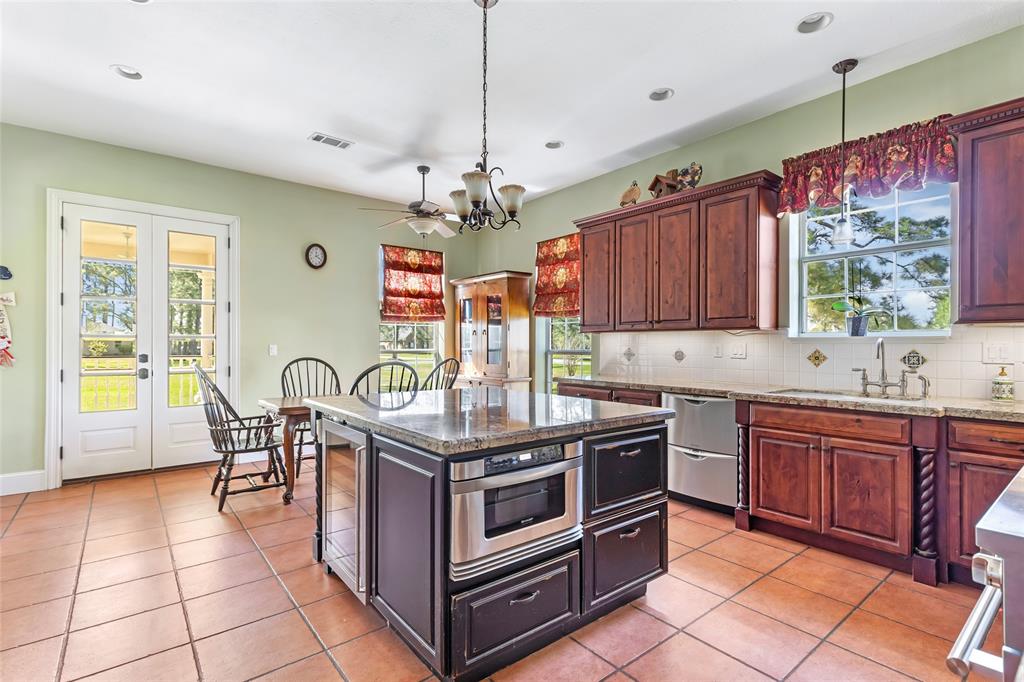 14422 Dustin Lane, Crosby, Texas image 17