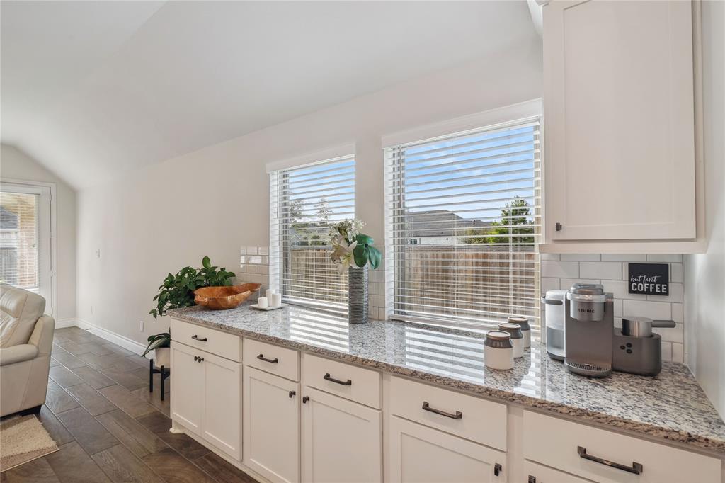 404 Callery Pear Court, Conroe, Texas image 17