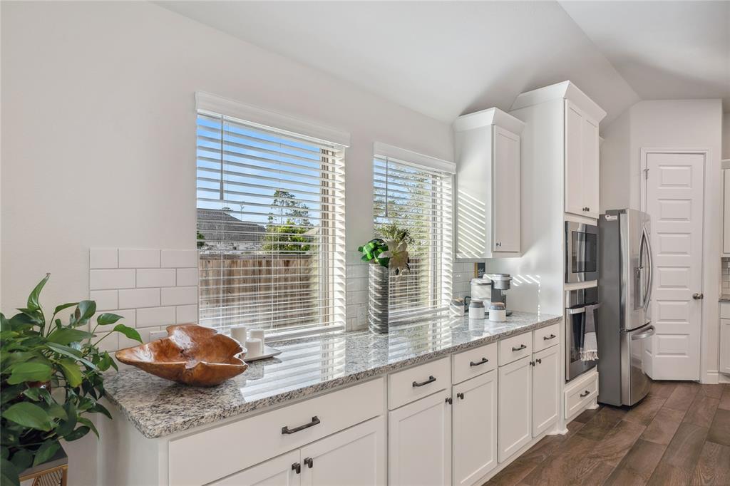 404 Callery Pear Court, Conroe, Texas image 18