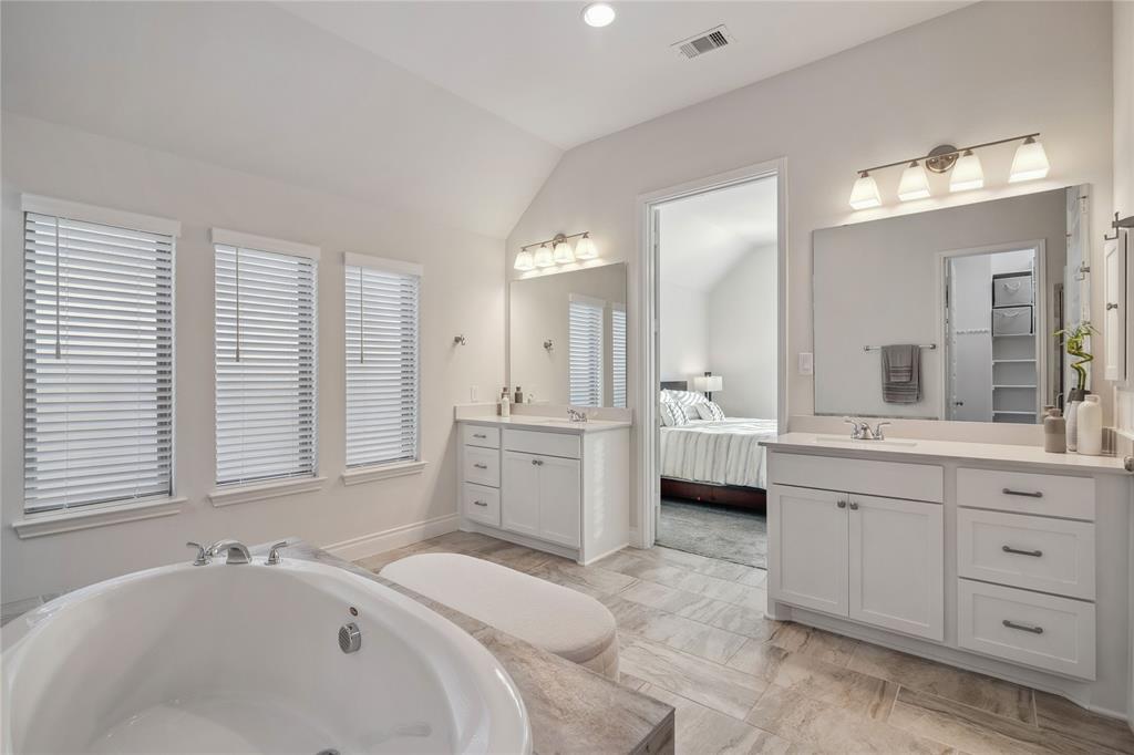 404 Callery Pear Court, Conroe, Texas image 33