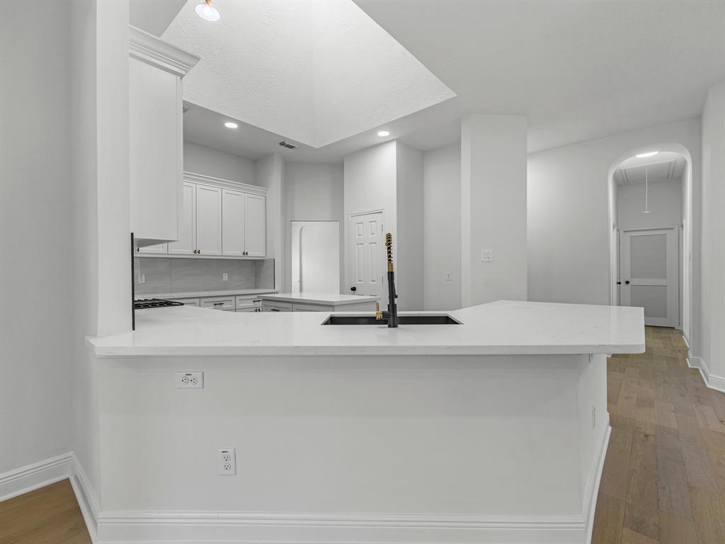 2221 W Van Trease Drive, Deer Park, Texas image 16