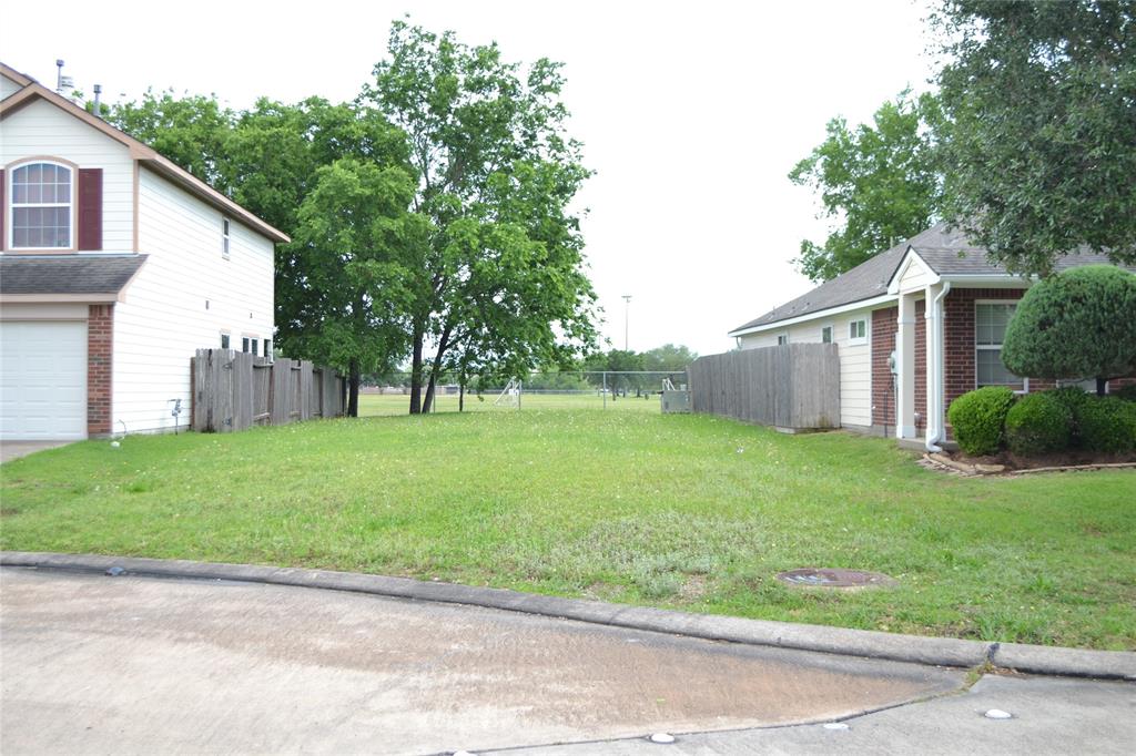 13611 Padgett Drive, Sugar Land, Texas image 5