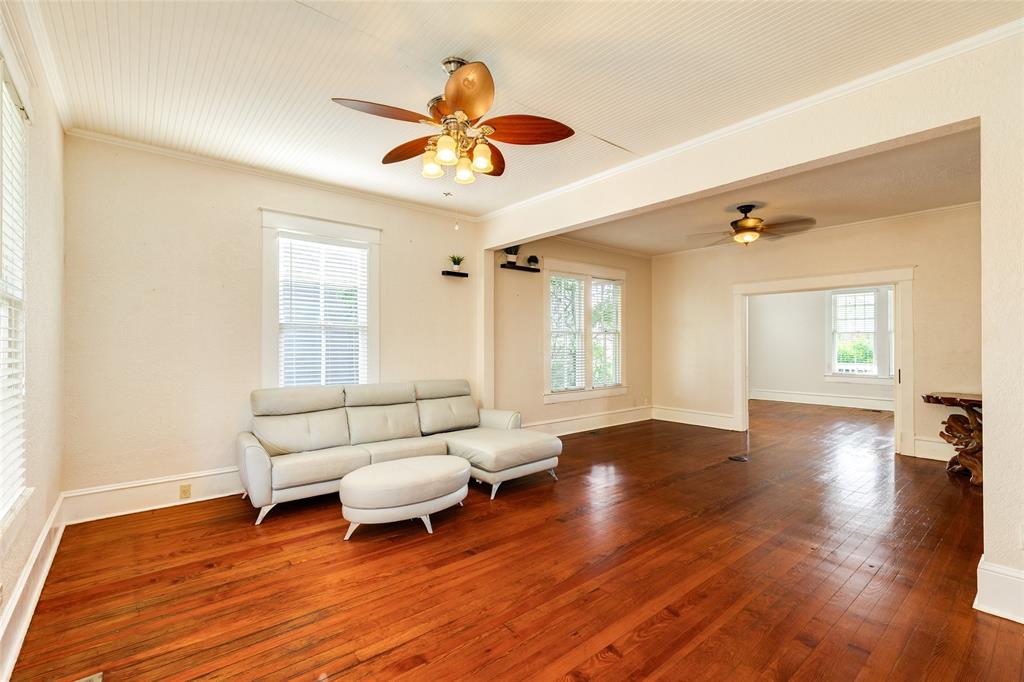 1016 Broadway Street, Galveston, Texas image 16