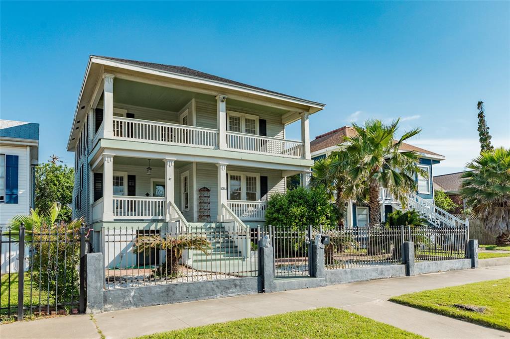 1016 Broadway Street, Galveston, Texas image 1