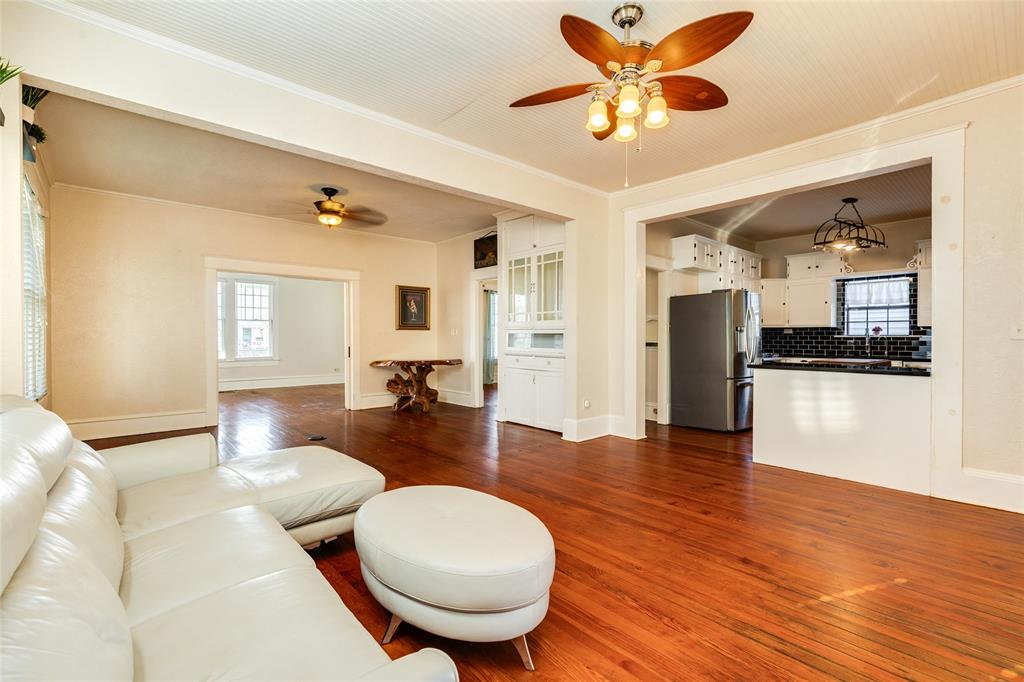 1016 Broadway Street, Galveston, Texas image 17