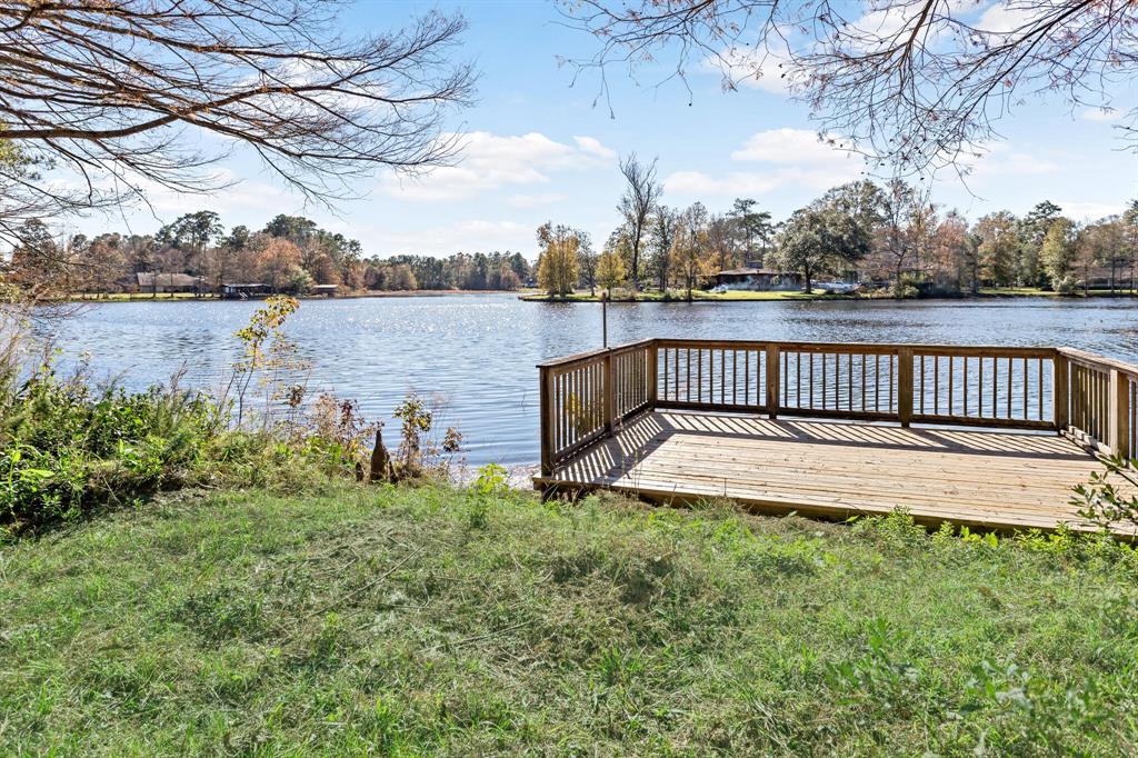 527 Cypress Bend Drive, Village Mills, Texas image 25