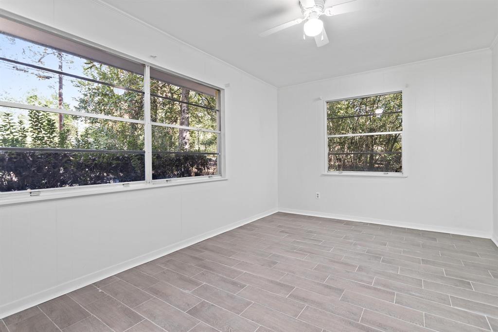 527 Cypress Bend Drive, Village Mills, Texas image 14
