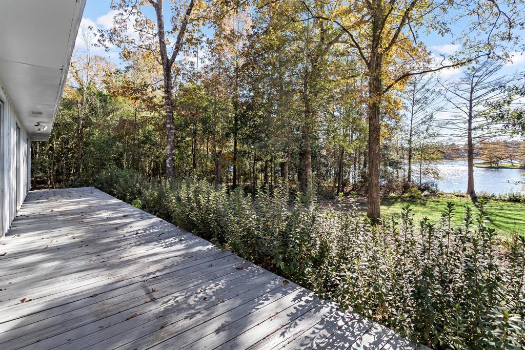 527 Cypress Bend Drive, Village Mills, Texas image 20