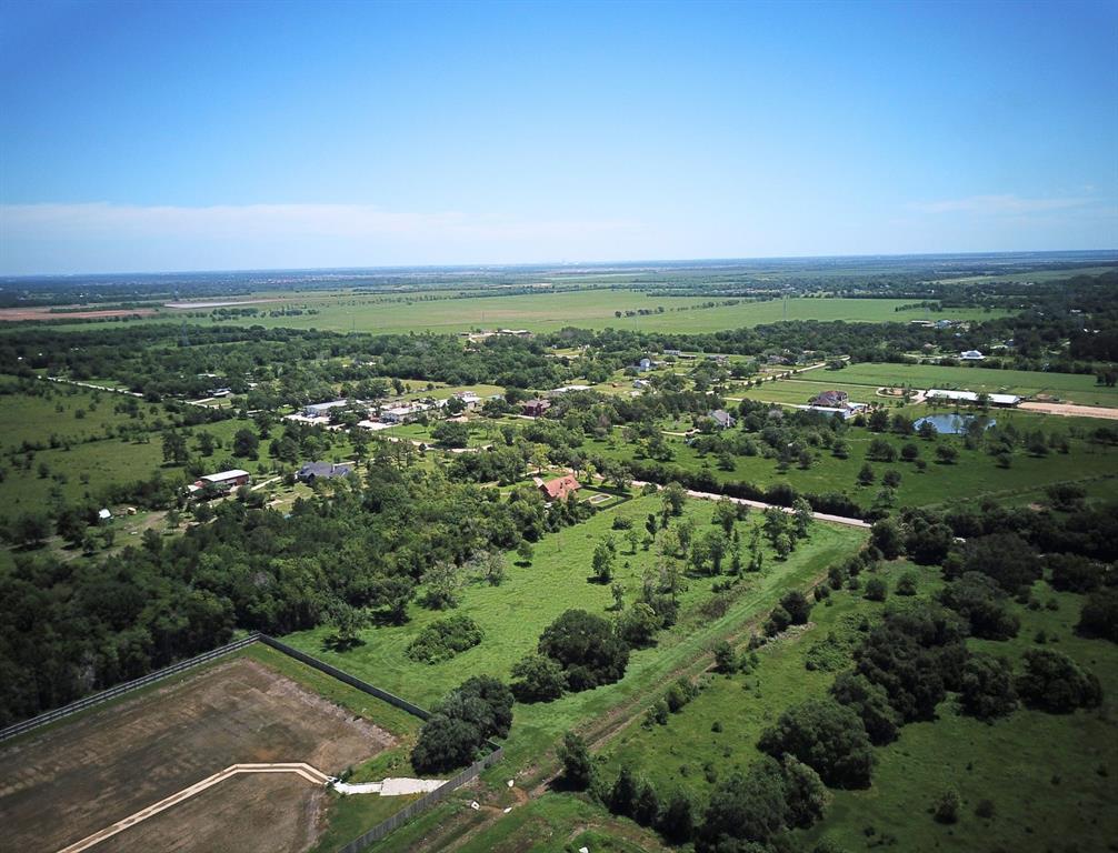 Clifford Street, Alvin, Texas image 10