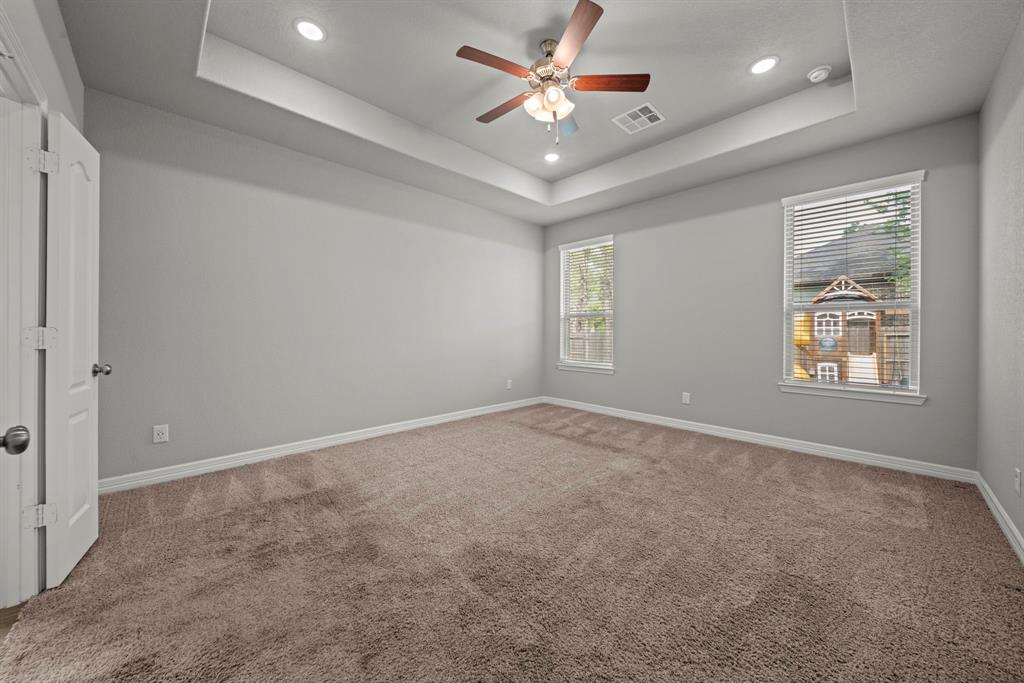 214 Fawn Valley Trail, Conroe, Texas image 18