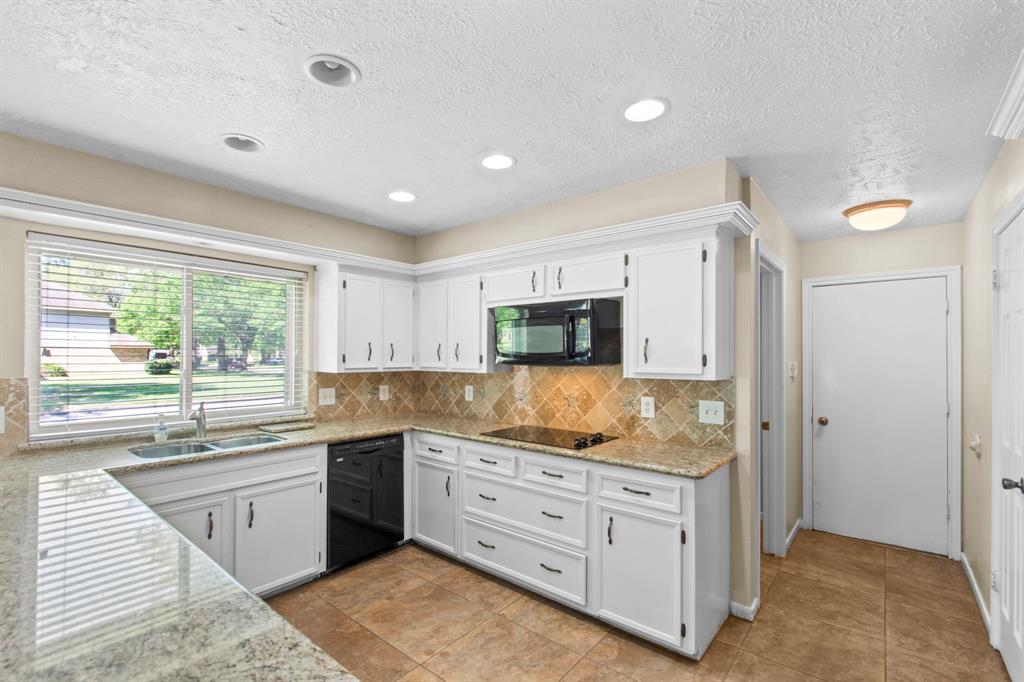 3515 Coltwood Drive, Spring, Texas image 13