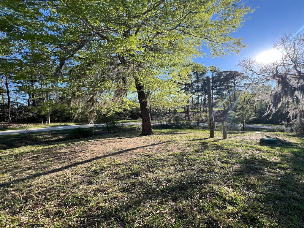 474 Arrowhead Drive, Onalaska, Texas image 9