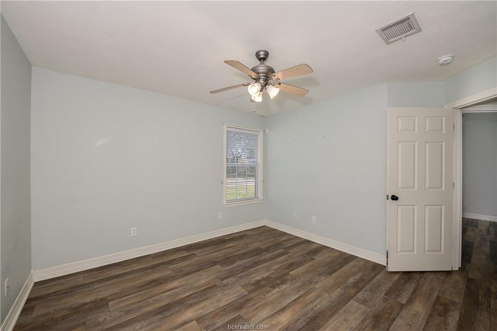 949 Avenue E, Somerville, Texas image 17