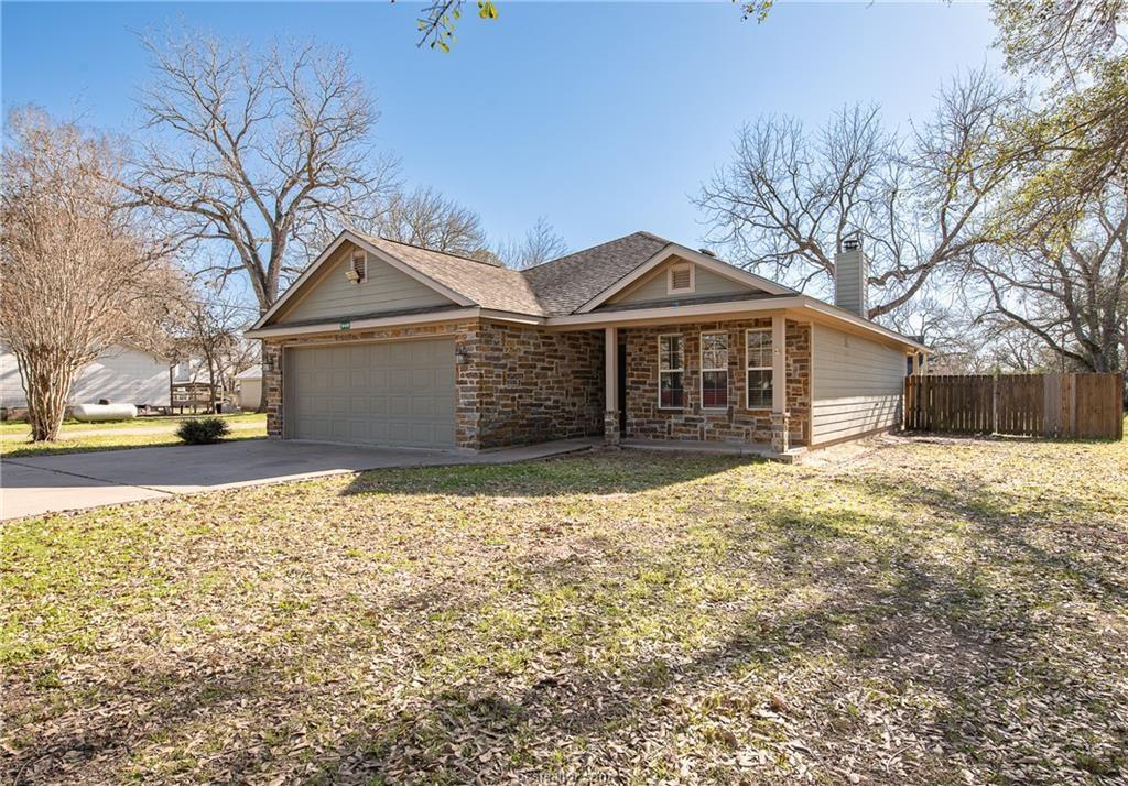 949 Avenue E, Somerville, Texas image 2