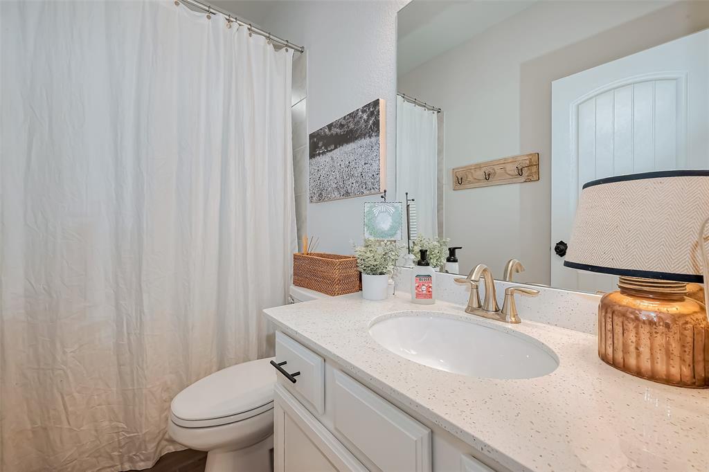 8723 Gladiolus Drive, Richmond, Texas image 38