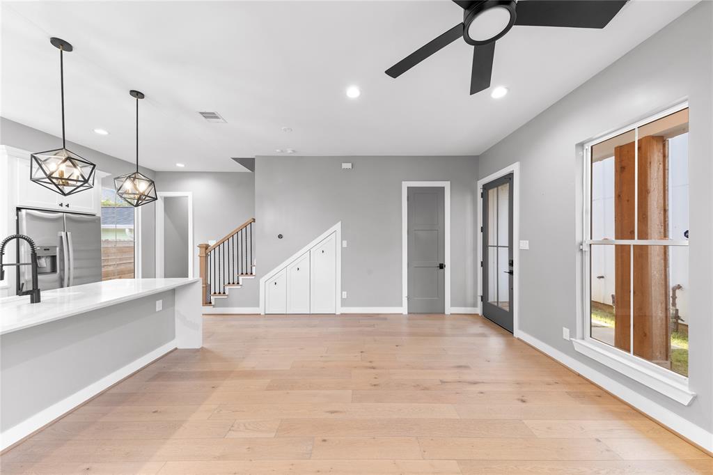 1412 Weiss Street, Houston, Texas image 7