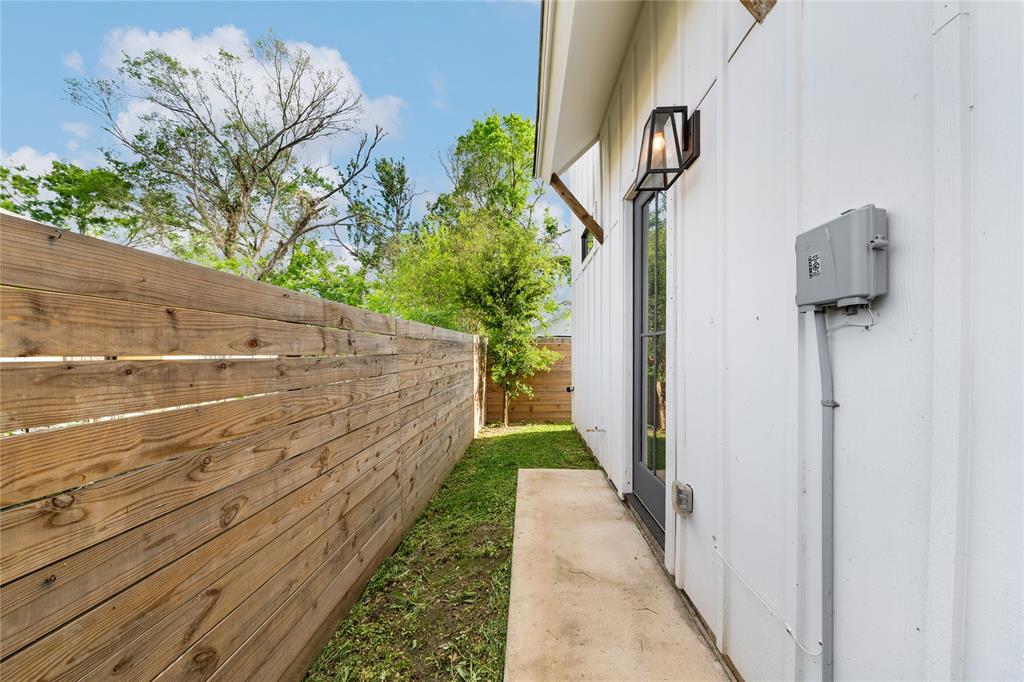 1412 Weiss Street, Houston, Texas image 27