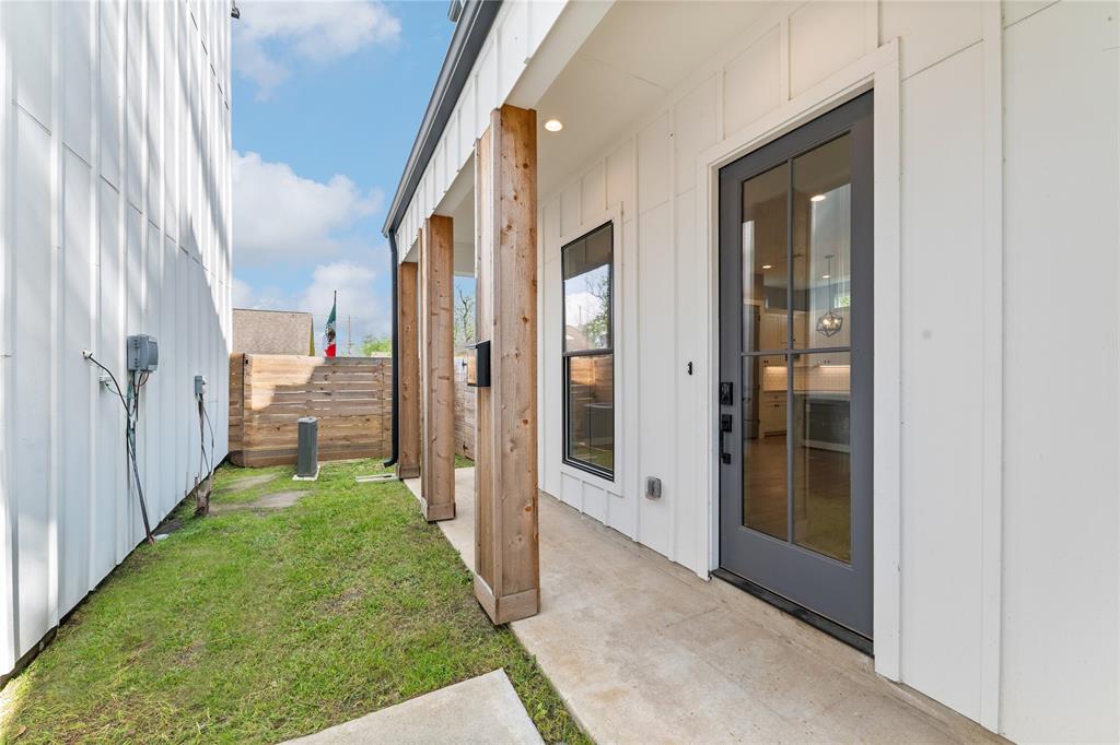 1412 Weiss Street, Houston, Texas image 3