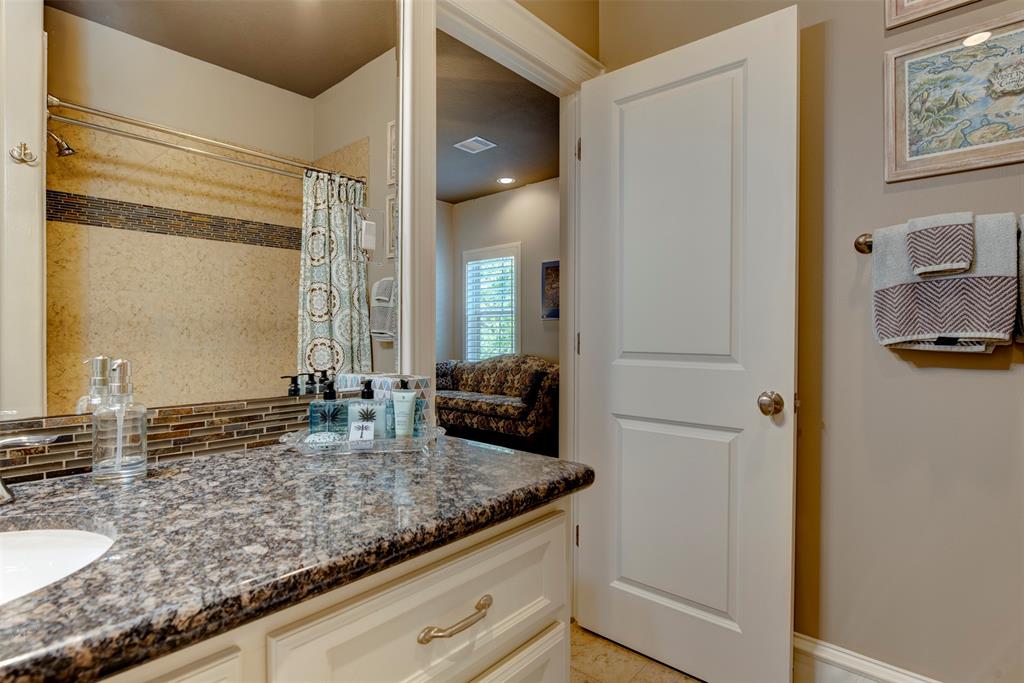 13906 Saint Marys Lane, Houston, Texas image 40